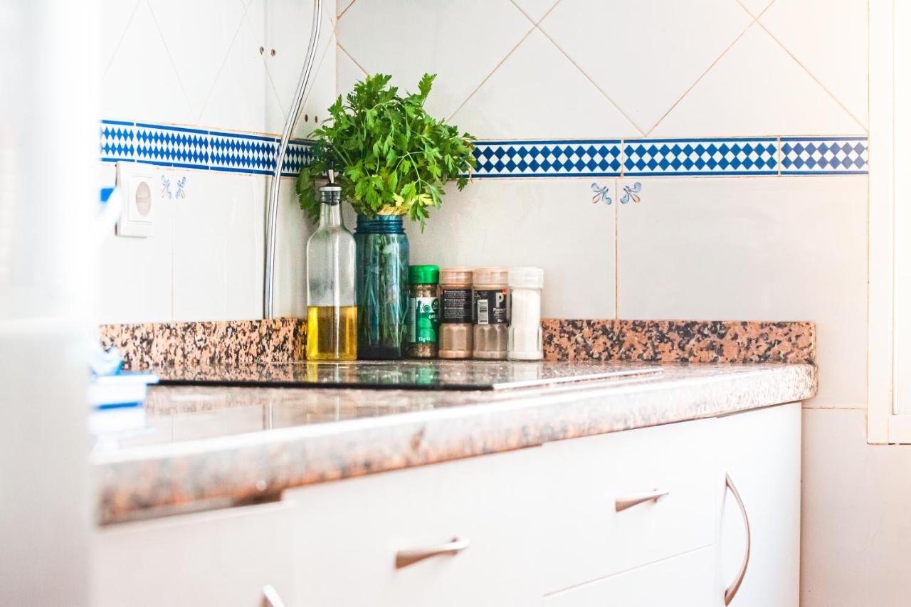 Room with HOSTAL PRICE for Men - Habitacion por precio de hostal para Hombre - Malaga Center, Apartment Homestay - Alojamiento en Apartamento Exterior foto